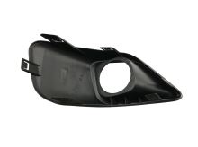 Fog light cover Fiat Doblo 2015-2022 right, with hole (1)