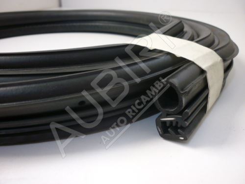 Rear door sealing rubber Iveco Daily 665cm