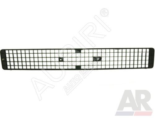 Radiator grille Iveco Daily 1990– central