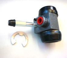 Brake cylinder Iveco TurboDaily 35-10 rear