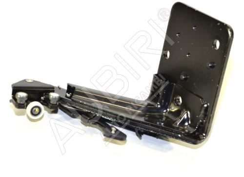 Sliding door guide Renault Master 2010– lower set