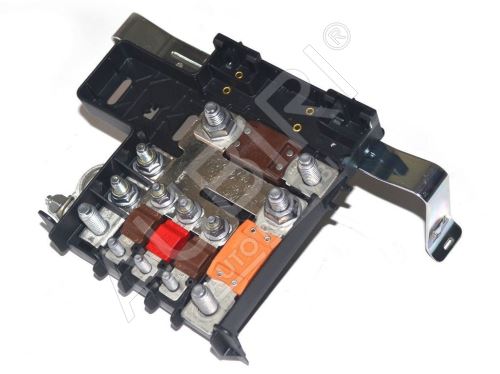 Positive battery terminal (+) Iveco Daily 2006-2012 with fuses